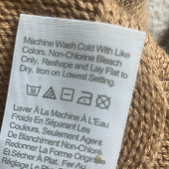 J Crew Cable Knit Tan Sweater with black contrast stitching trim size medium - Picture 7 of 12